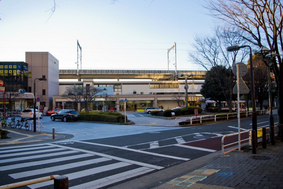 Nishi-Oi station