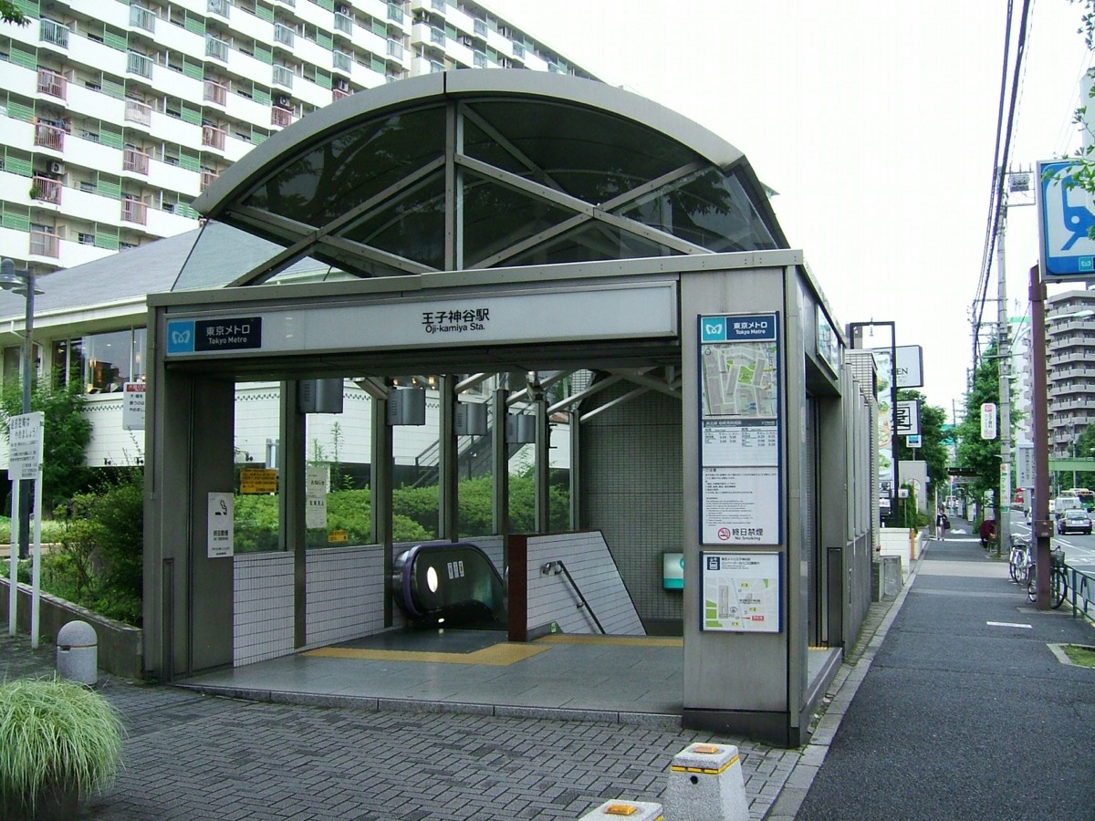 Oji-kamiya station
